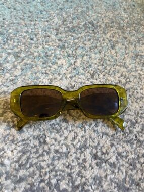 Retro Lime Green Sunnies